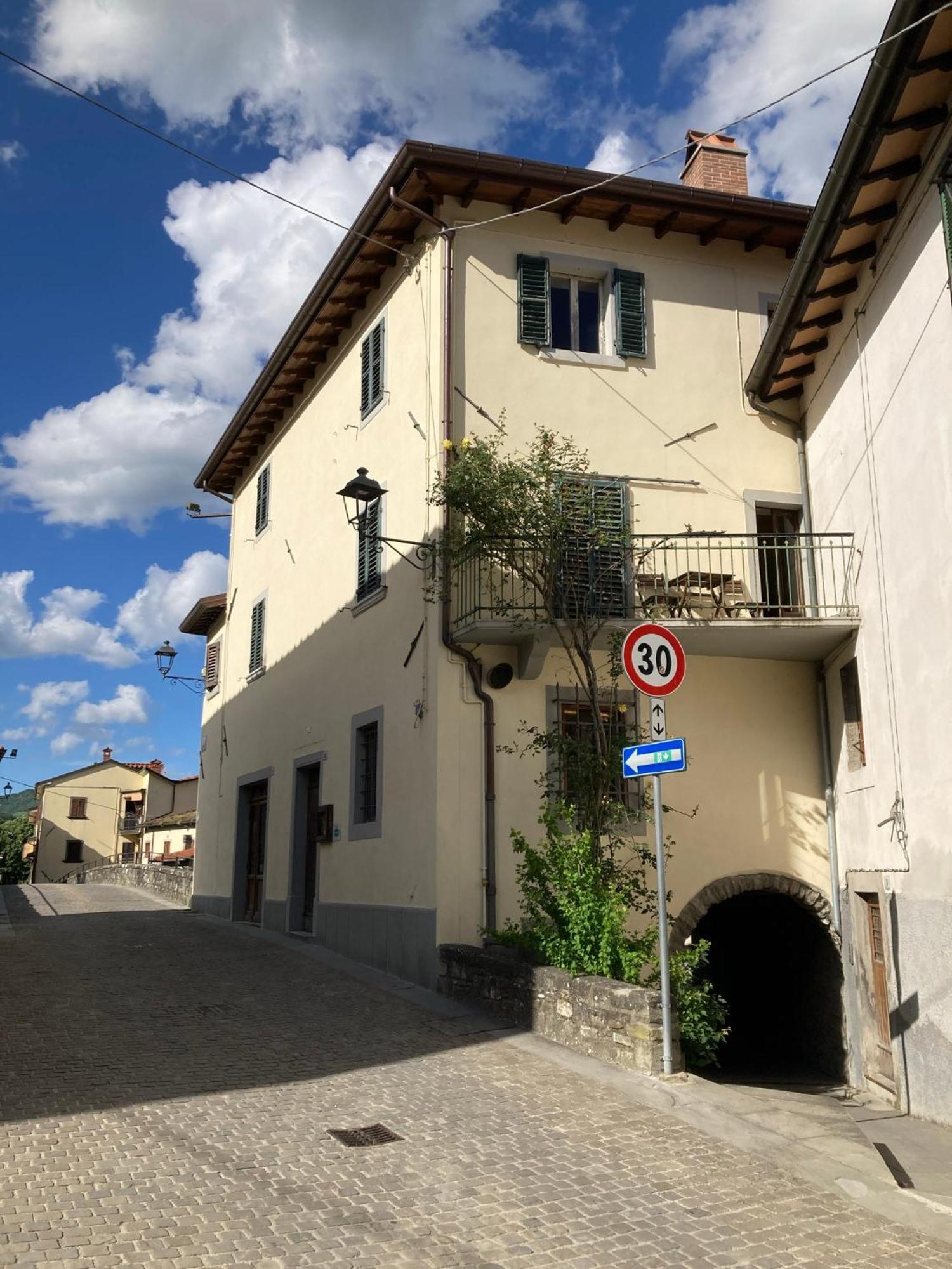 Albergo Del Ponte ซานเปียโร อิน บาโญ ภายนอก รูปภาพ